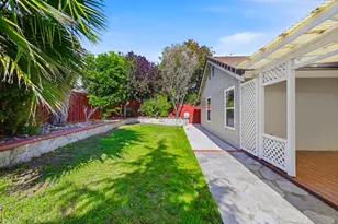 1725 Red Maple St, Union City, CA 94587 - Photo 64