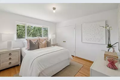 136 Jane Dr, Woodside, CA 94062 - Photo 22