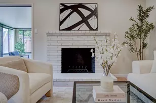 568 Leona Ln, Mountain View, CA 94040 - Photo 8