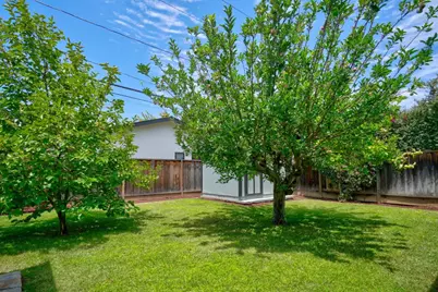 568 Leona Ln, Mountain View, CA 94040 - Photo 24
