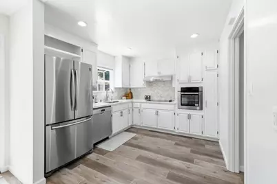 2497 Rossotto Dr, San Jose, CA 95130 - Photo 22
