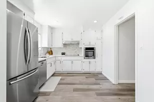 2497 Rossotto Dr, San Jose, CA 95130 - Photo 26
