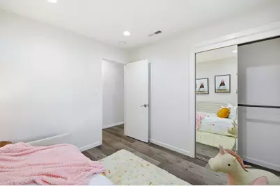 2497 Rossotto Dr, San Jose, CA 95130 - Photo 32