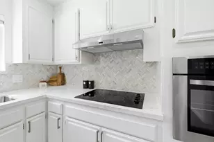 2497 Rossotto Dr, San Jose, CA 95130 - Photo 20