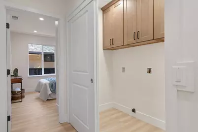 332 Lastreto Ave, Sunnyvale, CA 94085 - Photo 8