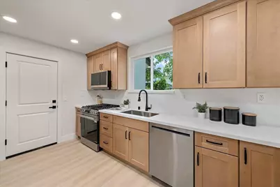332 Lastreto Ave, Sunnyvale, CA 94085 - Photo 24