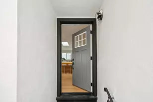127 Springfield Dr, San Francisco, CA 94132 - Photo 8