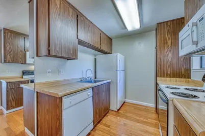 4106 Golden Oaks Ln, Monterey, CA 93940 - Photo 14