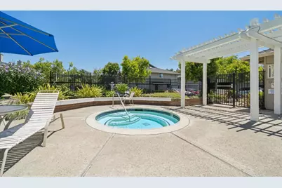 18899 Sara Park Cir, Saratoga, CA 95070 - Photo 24