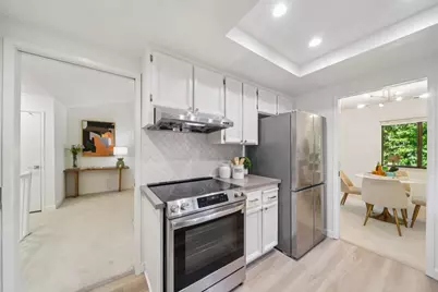 18899 Sara Park Cir, Saratoga, CA 95070 - Photo 10