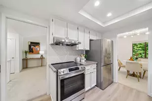 18899 Sara Park Cir, Saratoga, CA 95070 - Photo 10
