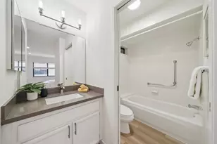 18899 Sara Park Cir, Saratoga, CA 95070 - Photo 14