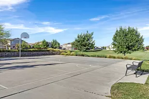 1367 Tannehill Dr, Manteca, CA 95337 - Photo 60