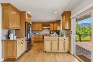 14275 Hilltop Way, Saratoga, CA 95070 - Photo 12