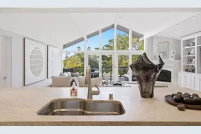 109 Alturas Dr, Burlingame, CA 94010 - Photo 20