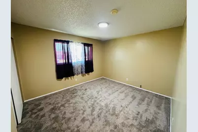737 Saint Ann Dr, Salinas, CA 93901 - Photo 20