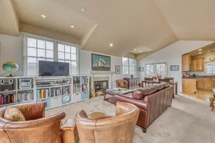 15th St, Pacific Grove, CA 93950 - Photo 12