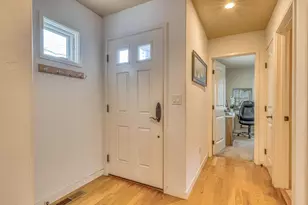 15th St, Pacific Grove, CA 93950 - Photo 4