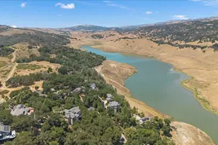 17864 Holiday Dr, Morgan Hill, CA 95037 - Photo 42