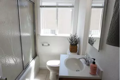 2950 68th Ave, Oakland, CA 94605 - Photo 14