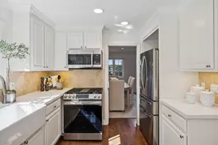 712 University Dr, Menlo Park, CA 94025 - Photo 26