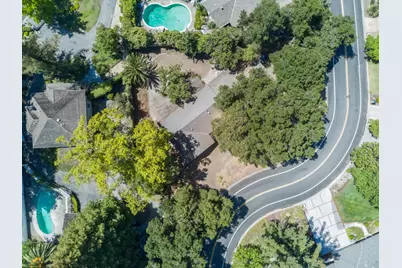 11980 Brookglen Dr, Saratoga, CA 95070 - Photo 14