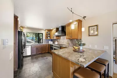 18788 Favre Ridge Rd, Los Gatos, CA 95033 - Photo 14