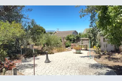 273 Dixi St, Soledad, CA 93960 - Photo 2