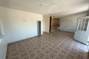 1040 Central Ave, Hollister, CA 95023 - Photo 6