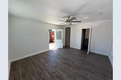 1040 Central Ave, Hollister, CA 95023 - Photo 12
