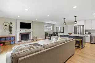 3763 Willowview Dr, San Jose, CA 95118 - Photo 8