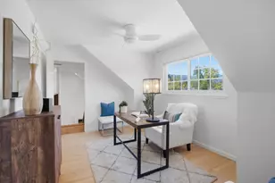 13698 Manteca Way, Saratoga, CA 95070 - Photo 32