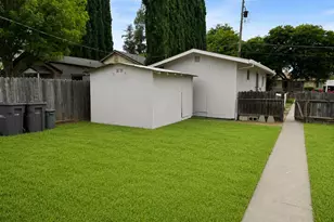 920 Gum Ave, Woodland, CA 95695 - Photo 24