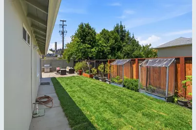 510 Sterling View Ave, Belmont, CA 94002 - Photo 26