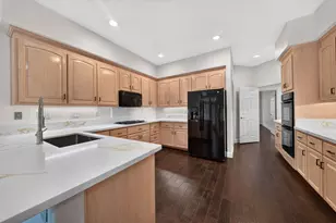 8718 McCarty Ranch Dr, San Jose, CA 95135 - Photo 14
