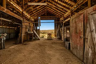 433 Mansfield Rd, Hollister, CA 95023 - Photo 36