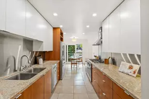 632 Sand Hill Cir, Menlo Park, CA 94025 - Photo 8