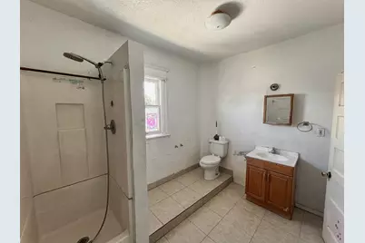 392 N 12th St, San Jose, CA 95112 - Photo 16