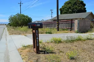 11610 Schoch Rd, Salinas, CA 93907 - Photo 2