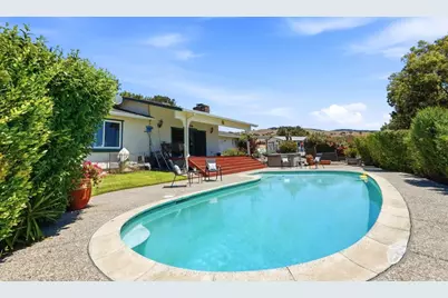 14160 Lesley Ln, San Martin, CA 95046 - Photo 4