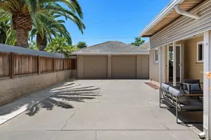 729 S Pleasant Ave, Lodi, CA 95240 - Photo 34