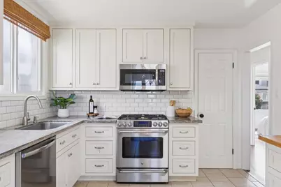 105 Skyline Dr, Daly City, CA 94015 - Photo 28