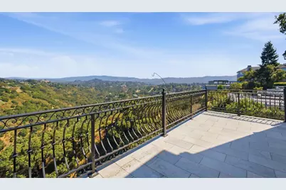 95 Southdown Ct, Hillsborough, CA 94010 - Photo 32