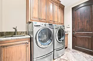 95 Southdown Ct, Hillsborough, CA 94010 - Photo 34