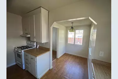 2725 Byron St, Palo Alto, CA 94306 - Photo 8