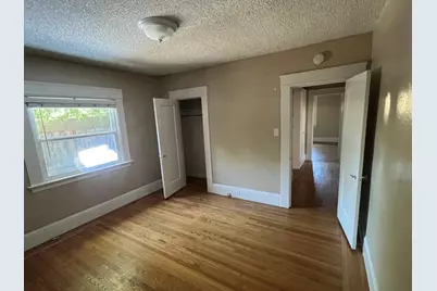 2725 Byron St, Palo Alto, CA 94306 - Photo 10