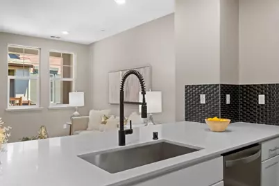1038 Bellante Ln 3, San Jose, CA 95131 - Photo 24