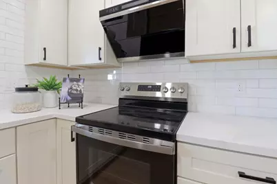 2736 Twin Oaks Ln, San Jose, CA 95127 - Photo 12