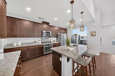3077 Valley Of Hearts Delight Pl 6, San Jose, CA 95136 - Photo 4