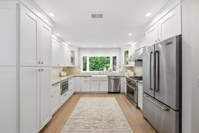 735 Coastland Dr, Palo Alto, CA 94303 - Photo 16
